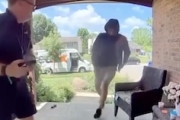 【動画】アメリカの置き配、わずか4秒で盗まれてしまう。