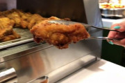 海外の反応「日本のKFCでの食べ放題が話題に！」