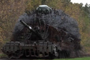 「10キロも走らなかった」ロシア軍のハリネズミ戦車…トランスミッションへの負担で故障！