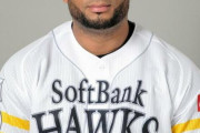 “松坂級”の失敗例か…バレンティン、ソフトバンクで居場所なし？ 古巣復帰は？〈dot.〉