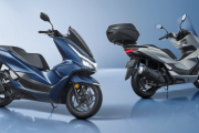 ホンダ、原付二種スクーター「PCX」と軽二輪スクーター「PCX160」の外観を一新し発売