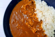 【夫婦】妻「夫がカレーを丁寧に20秒くらい混ぜてから食べるのが嫌」
