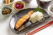 【健康】「肉」はあまり食べず「魚」と「野菜」はしっかり食べているのに、なぜ「日本人」の「大腸がん」は多いのか