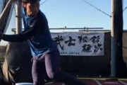 なんじゃこりゃ！阪神江越さん、謎の練習を始めてしまうwwww
