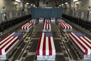 来月パパに、カブール空港テロで犠牲の米兵13人の遺体が帰国…バイデン大統領らが出迎え！