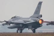 台湾空軍のF-16V戦闘機が台湾海峡で墜落、機体やパイロットを捜索…同型機の運用見合わせ！
