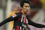 フランクフルト幹部、今季10G8Aの鎌田を絶賛 「本当に素晴らしい。常にDFに困難をもたらす」
