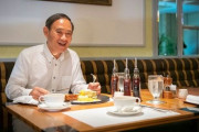 【驚愕】官房長官3000円パンケーキ食べる→アホ政党が批判した結果ｗｗｗｗｗｗｗ