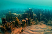 【速報】トルコにある湖底から3000年前の教会が見つかるｗｗｗｗｗｗｗｗｗｗｗｗｗ