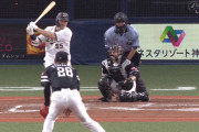 T-岡田、2試合連続ピッチャーに打球直撃