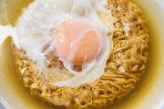 夜食にチキンラーメン作った！！！！！！！！！！！！！！！！