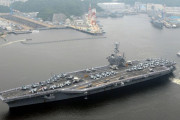 米海軍空母「ジョージワシントン」が横須賀に帰港…補給や乗務員の休養が目的！
