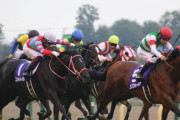 【競馬】天皇賞・秋　皐月賞馬エフフォーリアが古馬撃破、19年ぶり３歳馬Ｖ　２着はコントレイル
