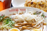なぜお前らはラーメン屋で『チャーハン』を食べたがるのか？？