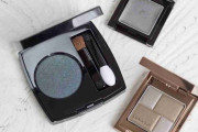 寒色、モノトーン系アイシャドウのおすすめ
