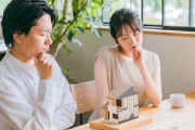 マイホームを建てることになって、夫婦ふたりだから平屋がいいよねーなんて話し合ってたら、突然義母を引き取り同居したいからやっぱり2階建てにしない？って言われた