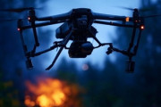 【朗報】東京消防庁「誰か『消火ドローン』開発して！開発費2億4000万あげるから！」