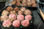 【朗報】たこ焼き機で作ったミートボール、うまい