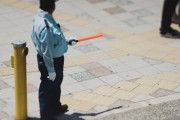 交通誘導警備員してるけど辛すぎて草