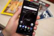 ワイ、5万円でXperia XZ1の白ロムを買おうか検討