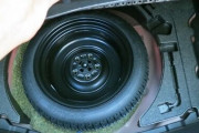最近の車にスペアタイヤが載ってない本当の理由www