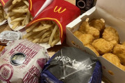 【画像】マクド買ってきたぞｗｗ