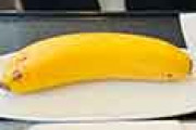 外国人「日本航空の機内食がバナナ1本のみだったんだけど…」