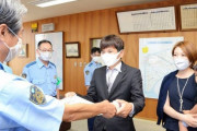 【朗報】37歳の男性、線路上で過呼吸になっていた女子高生を救う、「体が勝手に動いた」