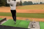 動画　ロッテ安田、ゴルフでも低弾道
