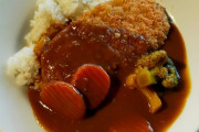 【画像】イケアのヴィーガンカツカレーｗｗ