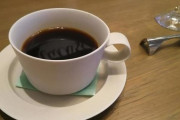 【訃報】新入社員さん、客先で出されたコーヒーを飲んでしまう → とんでもないことに