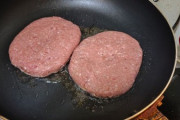 ハンバーグつくるおおおおおおおおお