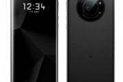 ライカ初のスマホ「Leitz Phone 1」発表　日本限定で18万7920円