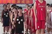 【朗報】母親（198cm）と父親（213cm）に娘ができた結果ｗｗｗ