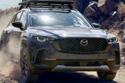 マツダ、新型「CX-50」世界初公開！ 日本での発売なし