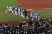 日本ハムファイターズ、810の日に勝つ！！！！！！