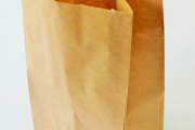 スーパーの買い物袋って昔はビニールでなく紙袋だったよな