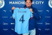 マンC、リーズの英代表MFフィリップスの獲得を公式発表！移籍金は4500万ポンド（約74億円）の見通し（関連まとめ）