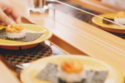 回転寿司でトクする食べ方をチャンピオンに聞く、原価率が高い“神7ネタ”がこちらｗｗｗｗｗ