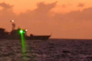 中国軍ミサイル艦、フィリピン航空機にレーザー照射…領有権争い激化の南シナ海！