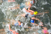 【パリ五輪】セーヌ川で泳いだベルギー女子選手が入院、大腸菌感染症か　同国はトライアスロン混合棄権
