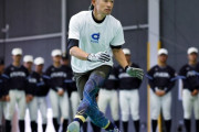 【超絶大悲報】イチロー、肉離れで走れず　高校生指導で