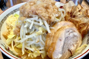 「ラーメン豚山」とかいう謎のラーメン店、増えまくる