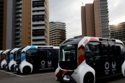 選手村で視覚障害のある日本人選手が自動運転のバスに轢かれる（海外の反応）