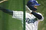 【朗報】中日京田、片岡二軍監督とマンツーマン指導