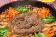 韓国風すき焼きなんて何処の世界で流行ってんだよ！　〜　【すき焼き】最初に牛肉を焼いて食べる関西風が下火に？　割り下で食べる関東風と甘辛いタレの韓国風との競争激化