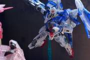 【ガンプラ作例】00ライザークリアカラーもなかなか綺麗だな、他