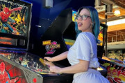 【画像】アメリカのゲーム配信者のシャーロットちゃん、16歳でこの身体ｗｗｗｗｗ