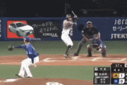 阪神・佐藤輝明が幻の一発　本塁打判定もリプレー検証でファウルに