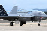 【軍事】 韓国産戦闘機ＫＦ－２１ポラメ、３３分の初試験飛行…開発費９兆ウォン